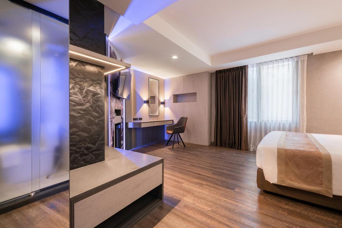 Hotel Aspira Gems Center Silom Bangkok Habitación foto